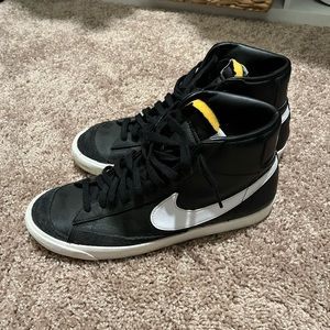 Nike High Top Blazer